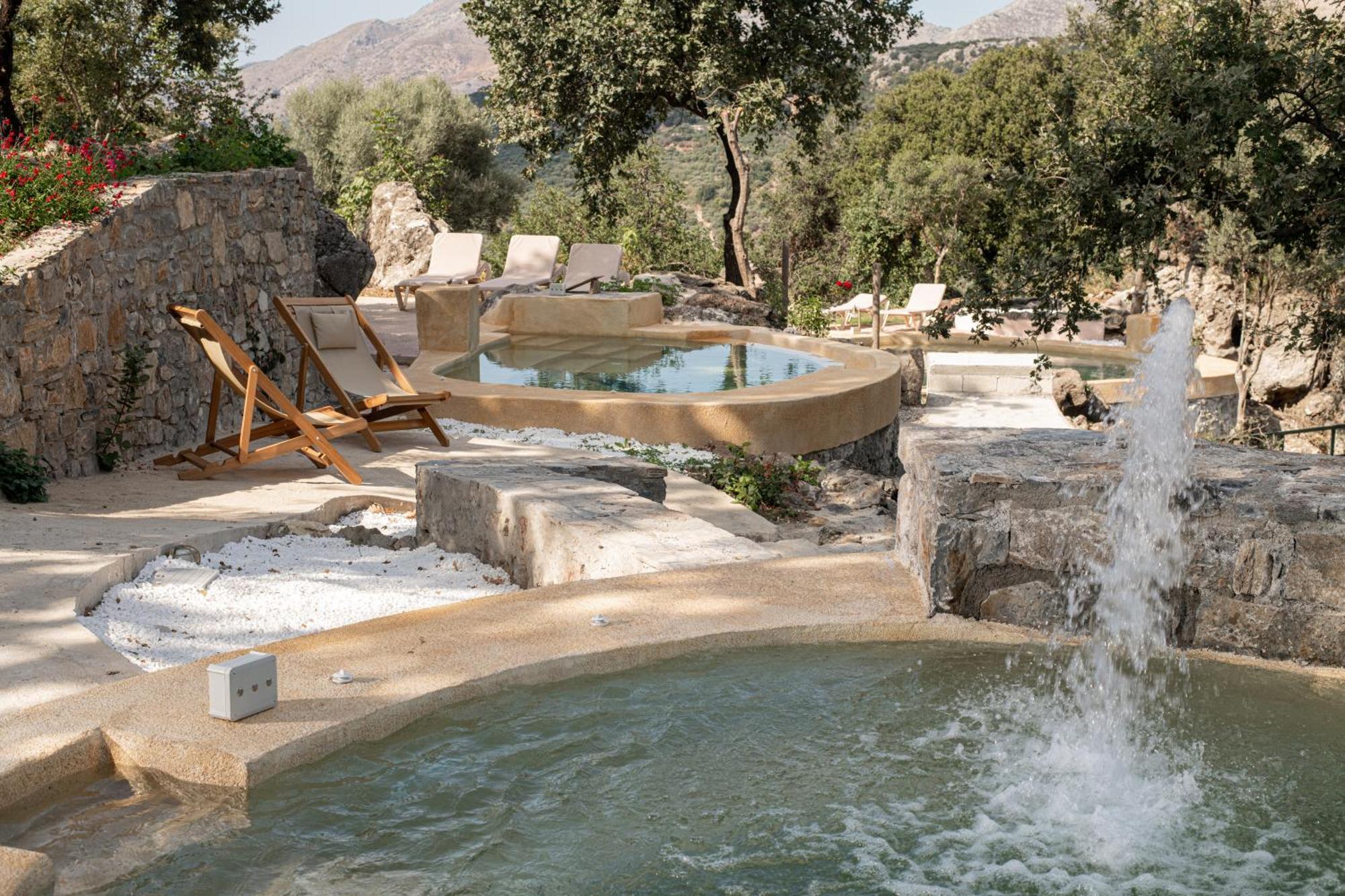 Enagron Ecotourism Village Axos Exterior photo