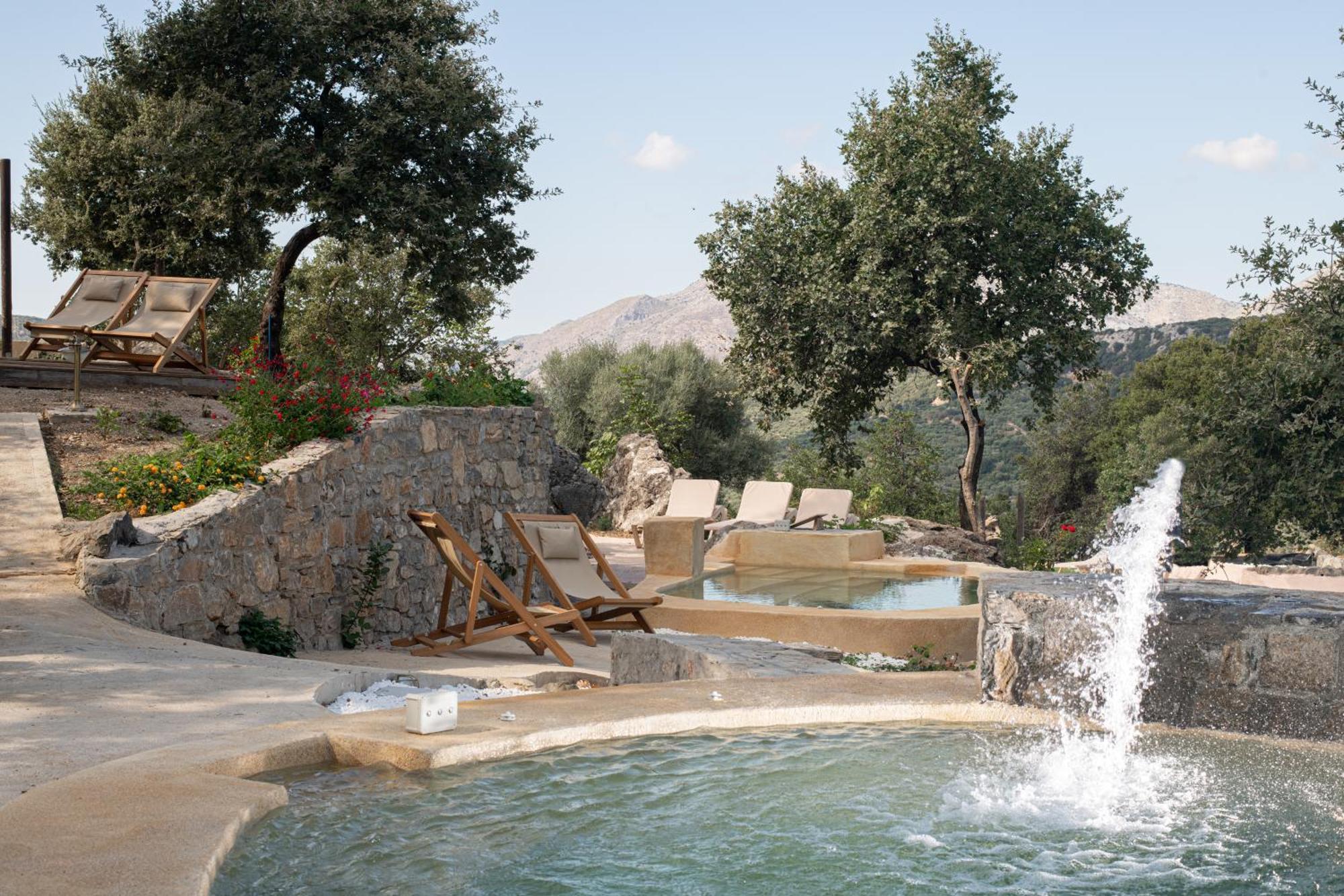 Enagron Ecotourism Village Axos Exterior photo