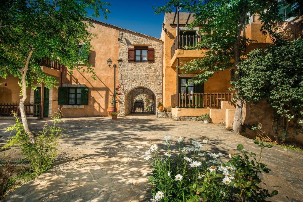 Enagron Ecotourism Village Axos Exterior photo